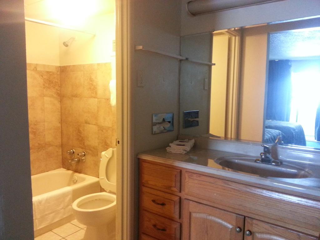 America'S Best Inn & Suites Clarksville Clarksville (Clark County) Ruang foto