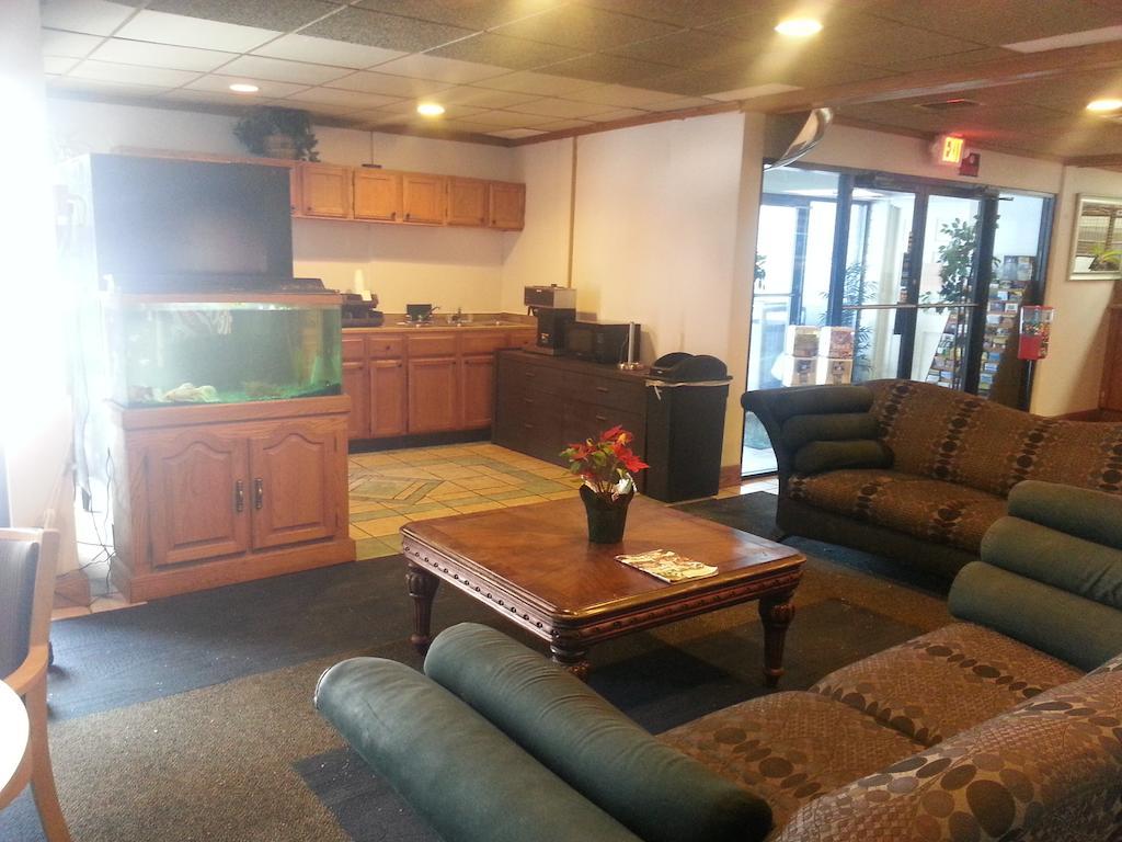 America'S Best Inn & Suites Clarksville Clarksville (Clark County) Bagian luar foto